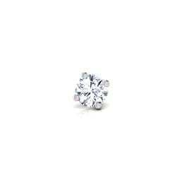 Samaira Dazzle Nose Pin